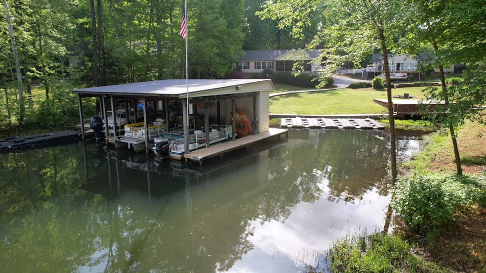 Convenient tie off on the end of the dock 4' - 5' water depth