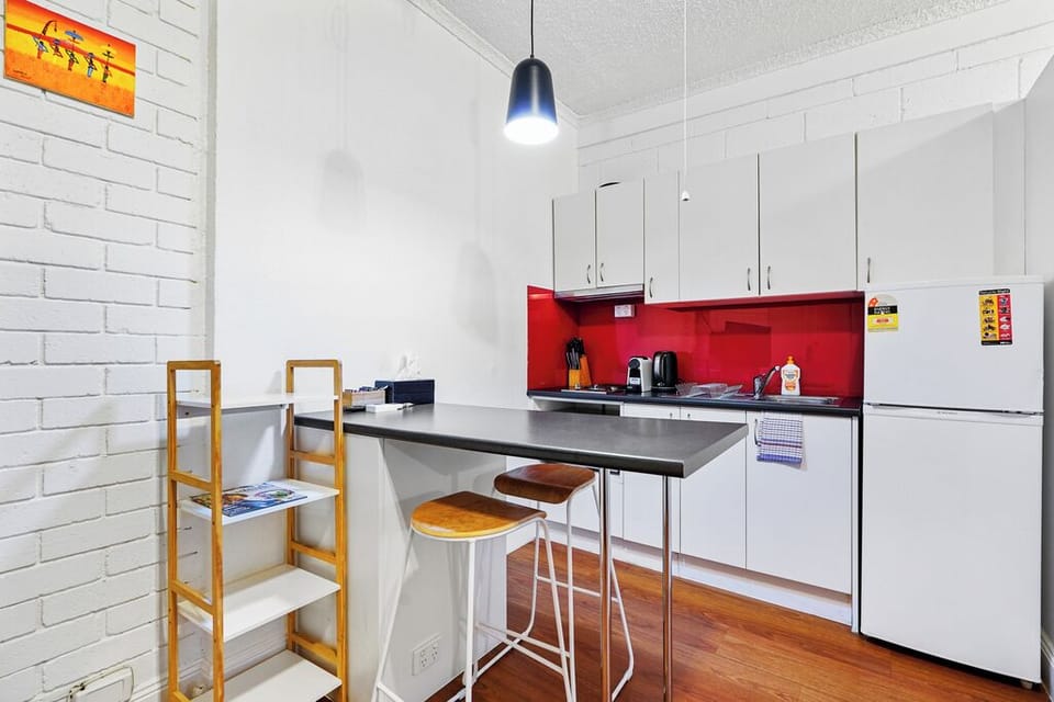 Breakfast bar