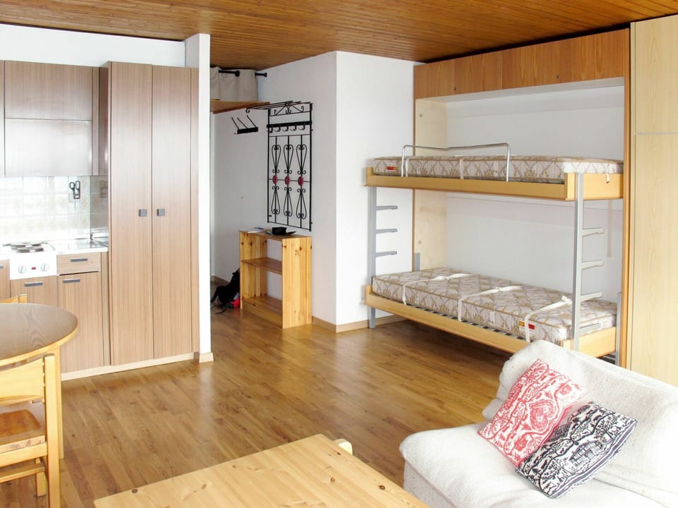 Room, Furniture, Property, Bed, Building, Interior Design, House, Floor, Bedroom, Real Estate