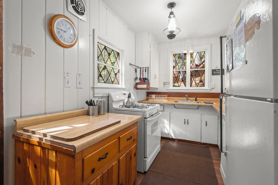 Quandt Cabin Kitchen