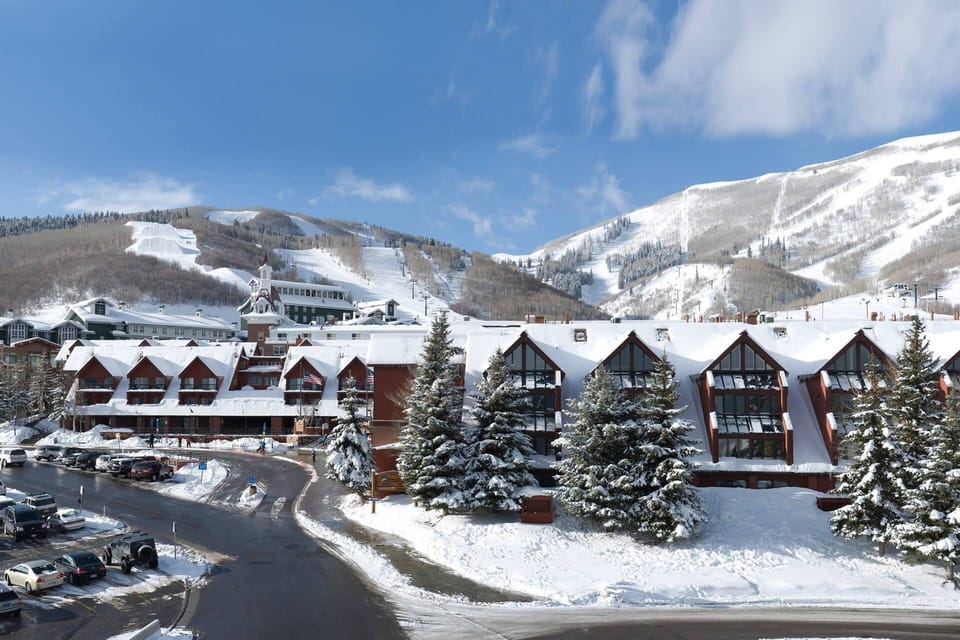 The perfect Park City Lodge rental: ski-in / ski-out, stunning mountain views, and world-class comfort await your stay.
