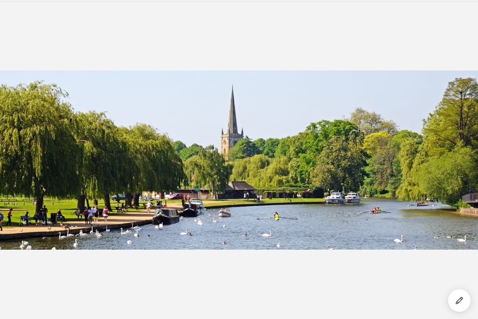 The riverside, theatre, restaurants and shopping are just a short stroll away.