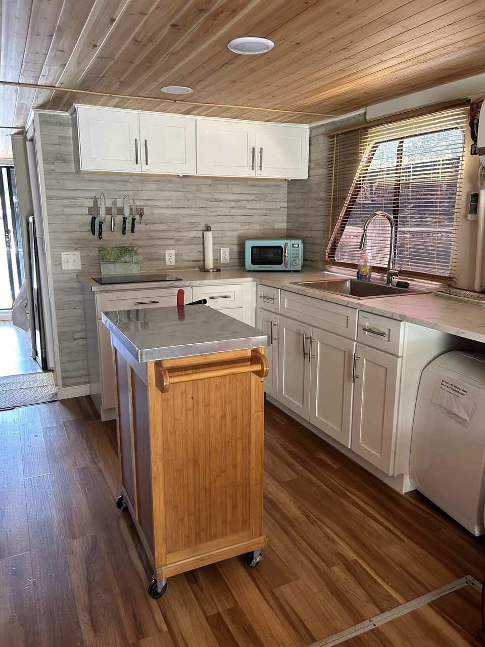 New kitchen setup. Lots of space