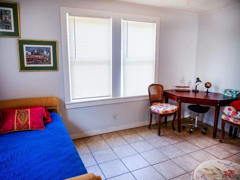 Guest Bedroom comes with desk/dedicated workspace. Fast Internet