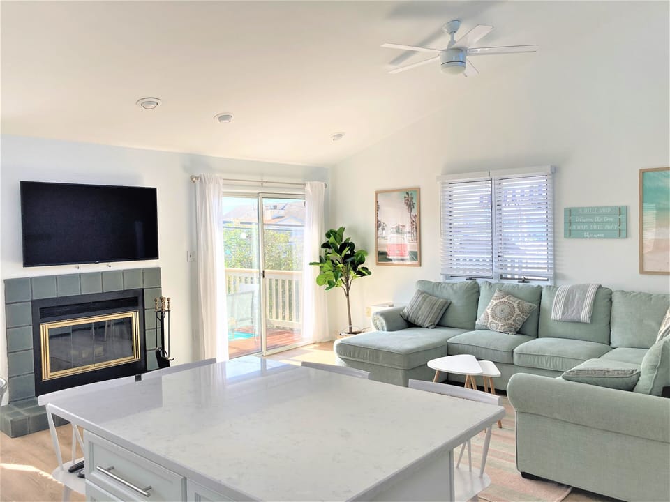 Great Room - Kitchen, Dining & Living 