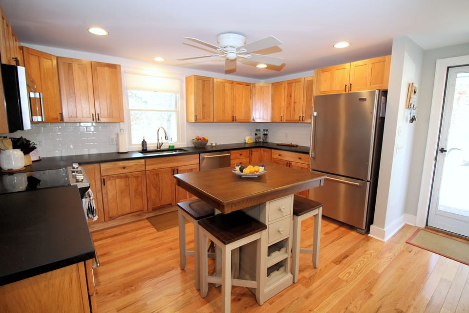 Kitchen has plenty of workspace