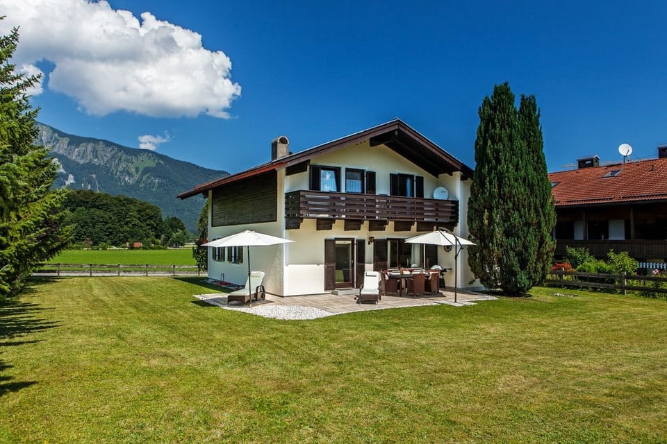 Vacation home 153 m², up to 6 persons, 3 sep. Bedroom, 2 bathrooms, WLAN, terrace House in Bavaria