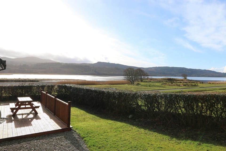 Decking Area with picnic bench 