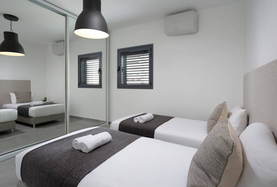Bedroom 2/2 - Single x 2