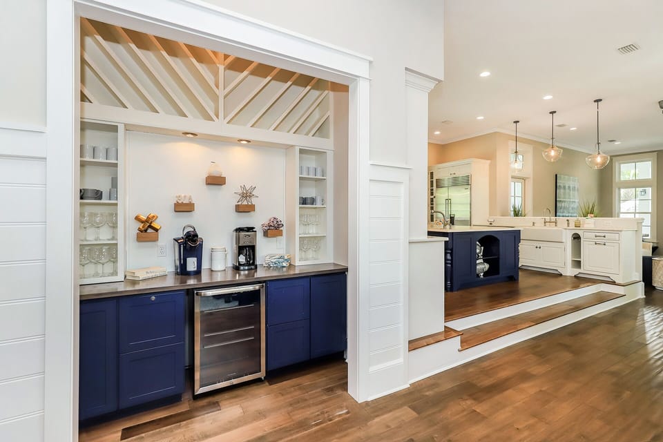 172 A Street - Seacrest - First Floor - Wet Bar