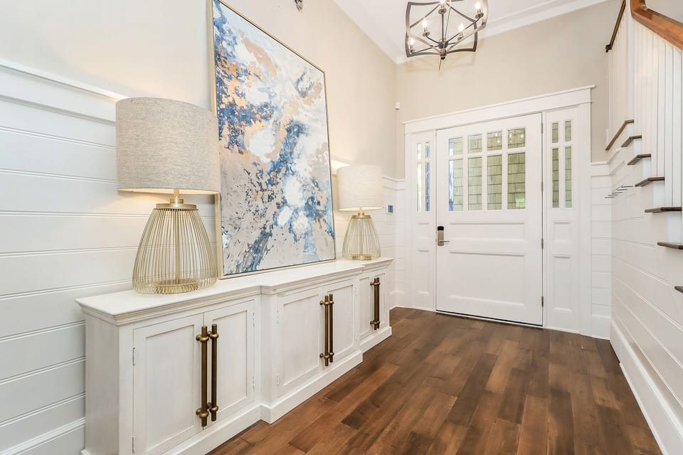 172 A Street - Seacrest - First Floor - Foyer