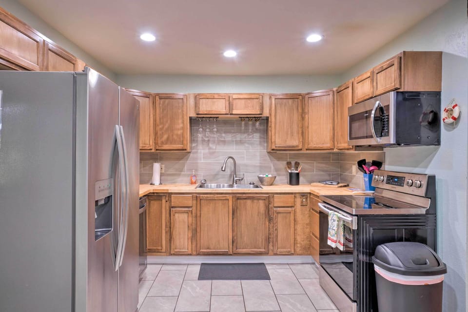 Kitchen | Fully Equipped | Cooking Basics | Dishware & Flatware