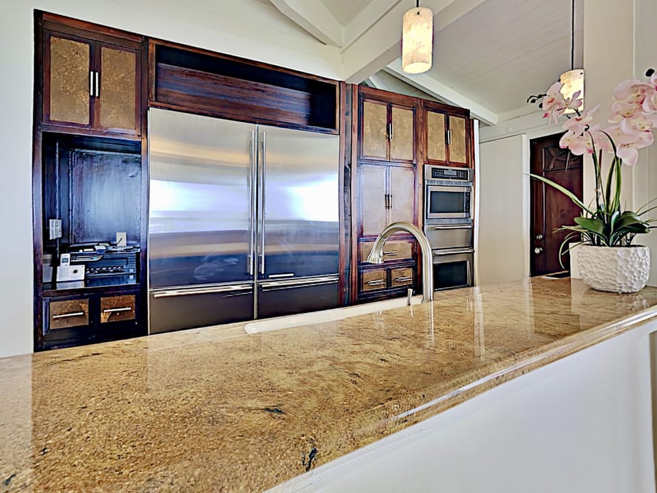 Kitchen - Your luxurious kitchen is newly updated with all new stainless steel appliances