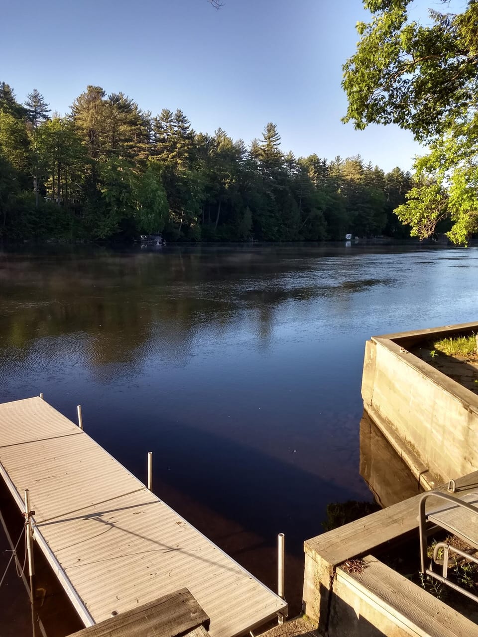 Private dock….bring your boat! Canoe and kayaks ready for you on site.