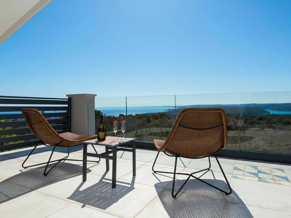 Sky, Furniture, Table, Chair, Building, Shade, Outdoor Furniture, Wood, Outdoor Table, Plant