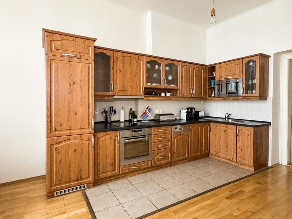 Kitchen with oven and dishwasher