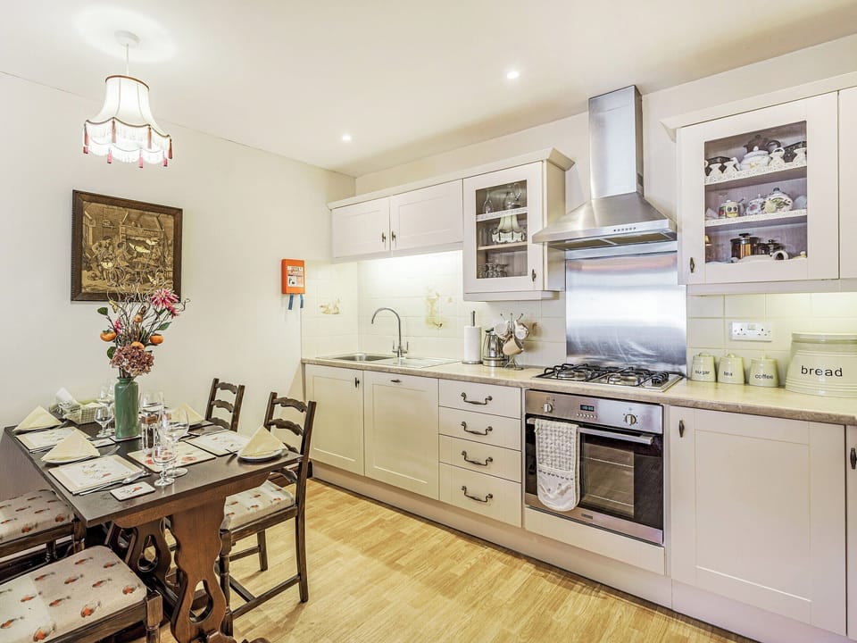 Kitchen/diner | Yewdale Crags Apartment, Coniston