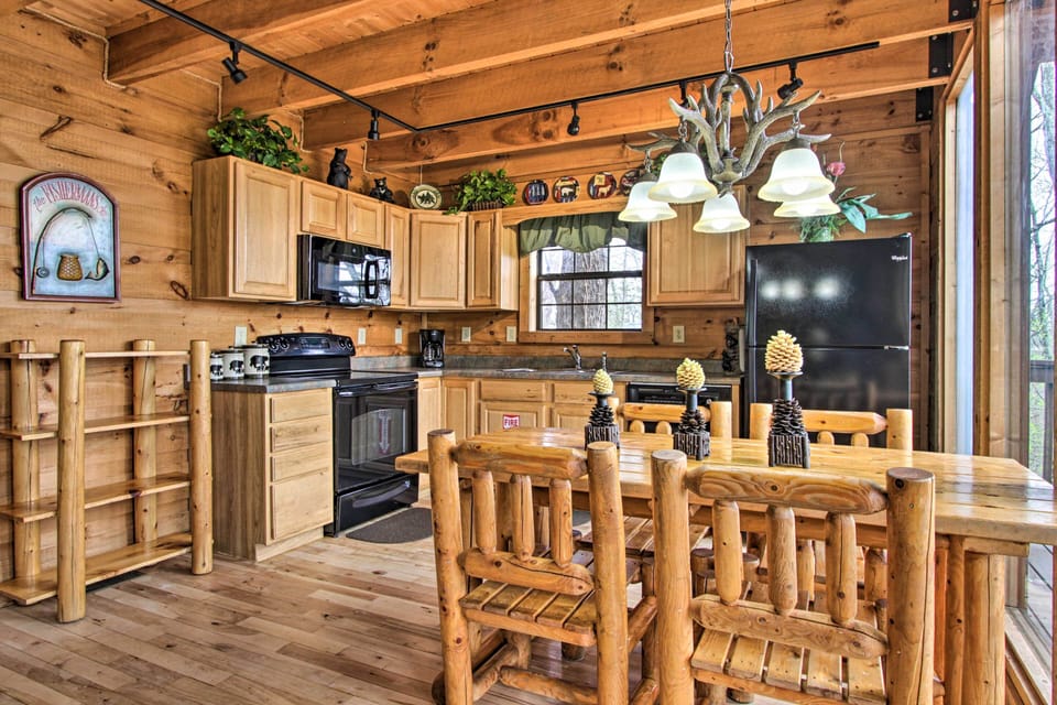 Kitchen | Coffee Maker | 1st Floor