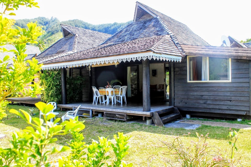 Nice house for rent in Moorea, near Tipaniers beach