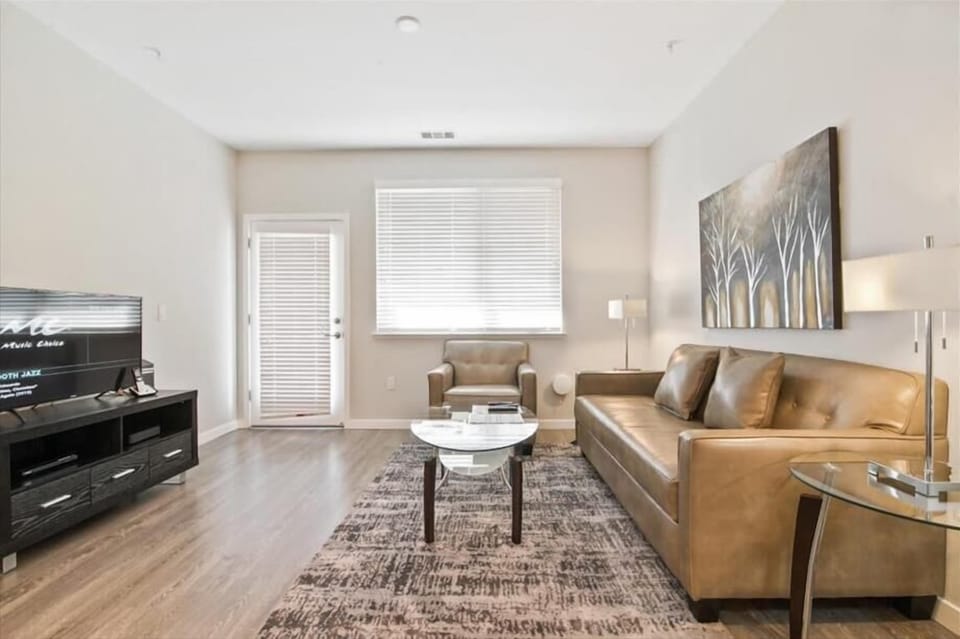 North Peninsula Menlo Park 2 Bedroom Living Room