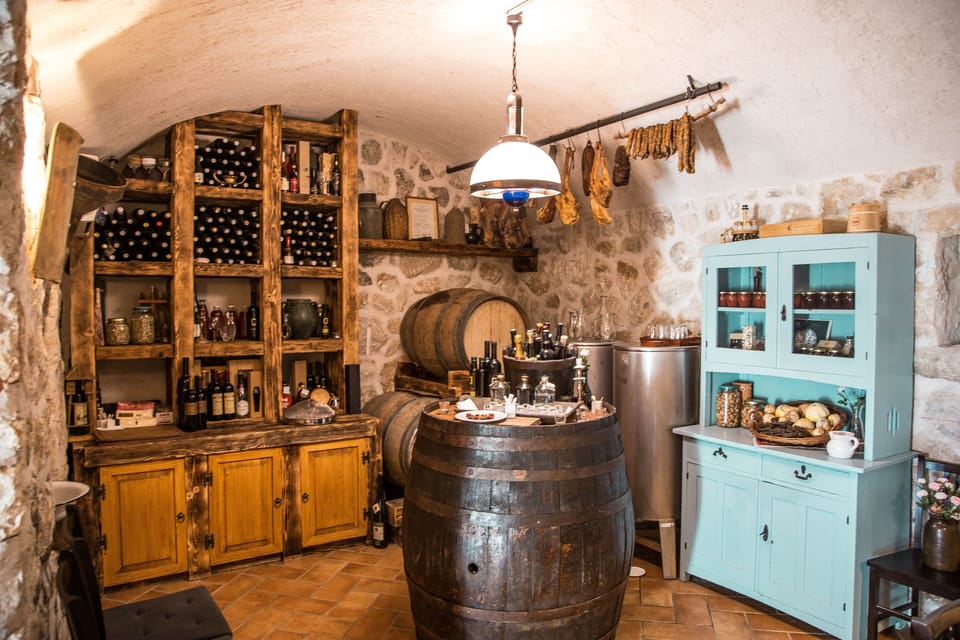 Family Tavern Kameni Dvori, next to the villa