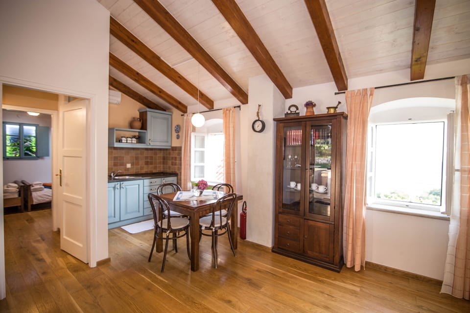 Villa  Kitchenette/Dinning room, upper floor 