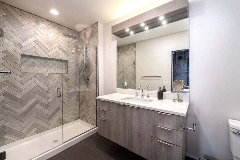 Attached master bathroom.