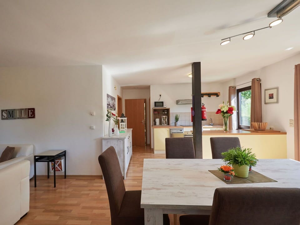 Plant, Table, Furniture, Flowerpot, Houseplant, Building, Picture Frame, Wood, Chair, Interior Design