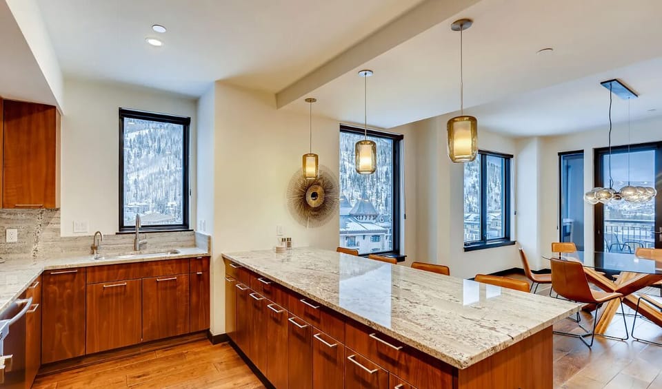 Kitchen - The Lion Vail