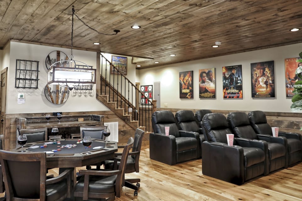 Luxurious game room