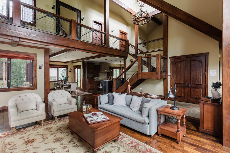 Spacious floor plan with an upstairs balcony.