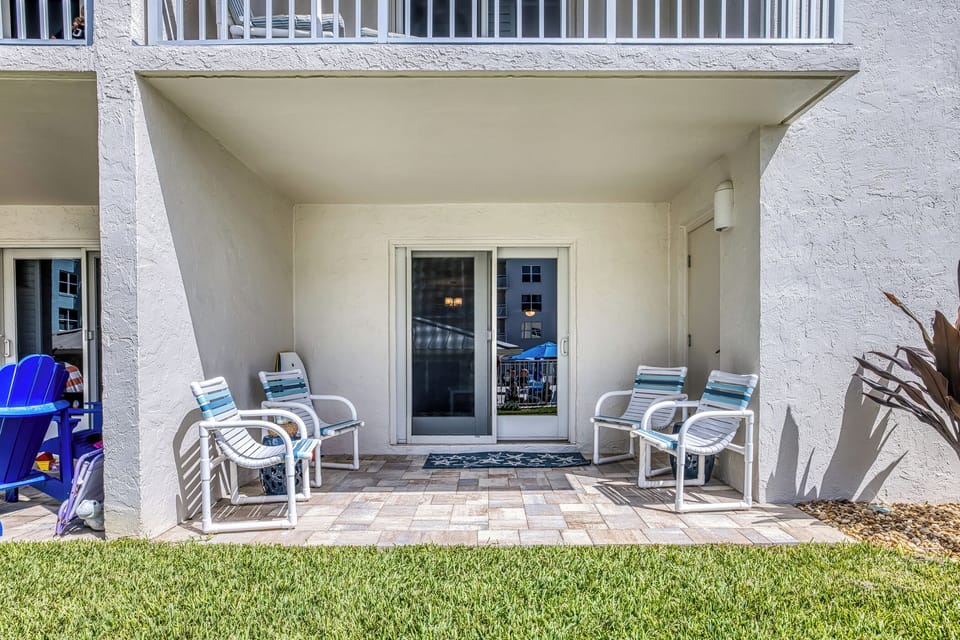 Patio area to enjoy.