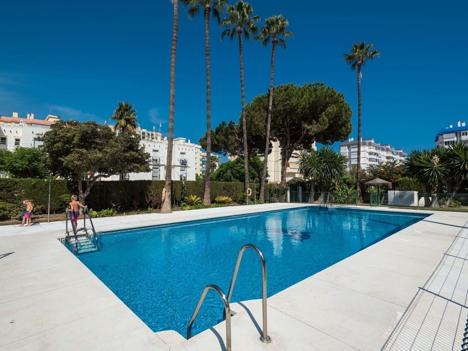 Swimming Pool, Property, Real Estate, Leisure, Vacation, Building, Residential Area, House, Apartment, Tree