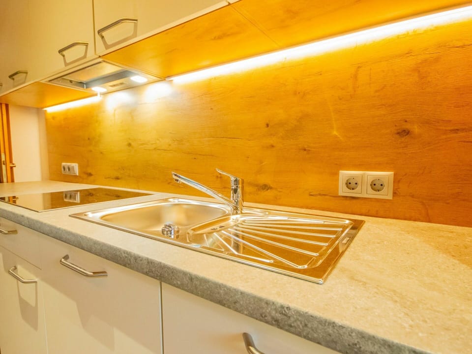 Tap, Building, Sink, Plumbing Fixture, Cabinetry, Countertop, Wood, Interior Design, House