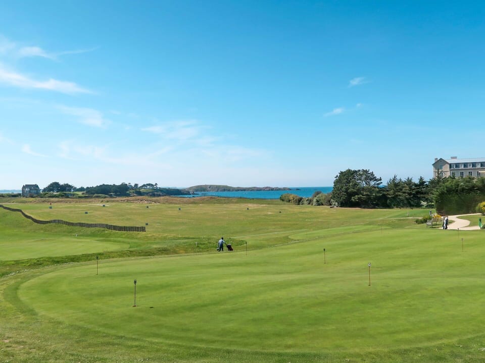 Sky, Cloud, Natural Landscape, Land Lot, Tree, Plant, Grass, Golf Course, Grassland