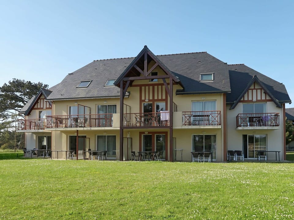 Property, Home, House, Estate, Building, Real Estate, Architecture, Roof, Manor House, Mansion