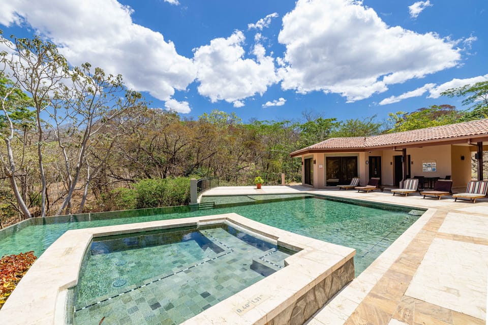common area pool