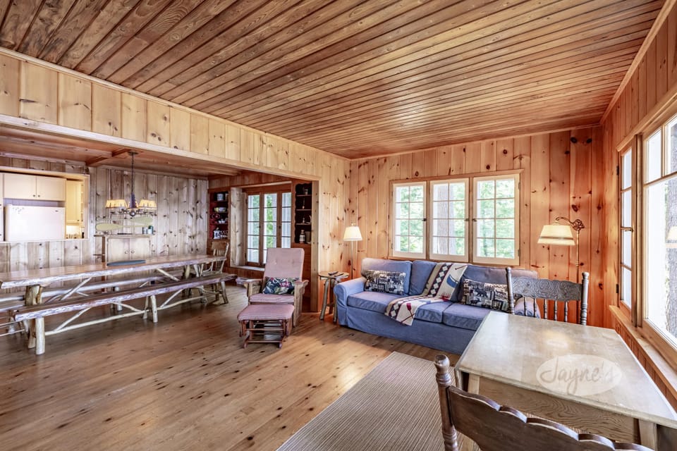 Muskoka Room