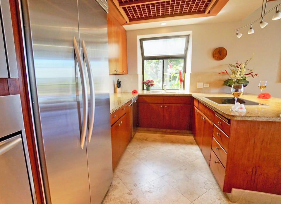 Mauna Lani Terrace C102 Kitchen