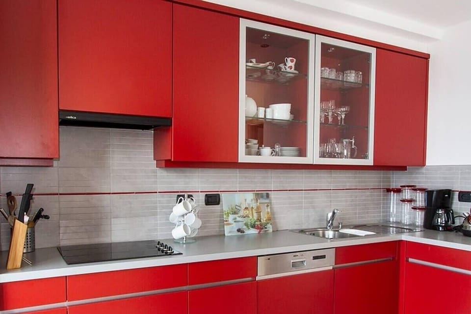 Well equipped kitchen