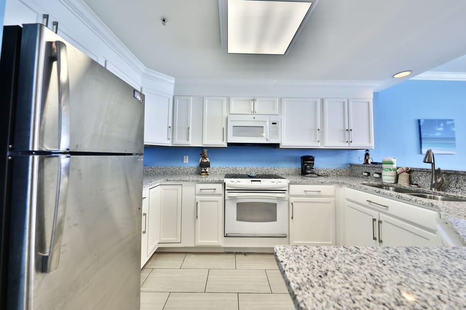 Newly remodeled kitchen.