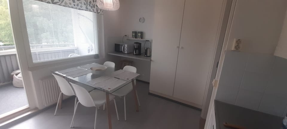 Kitchen table