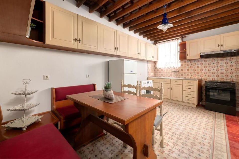 Villa Pebble - Kitchen
