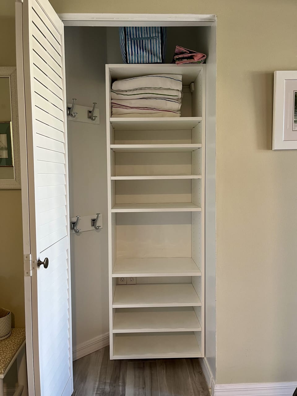 Entrance California Closet System