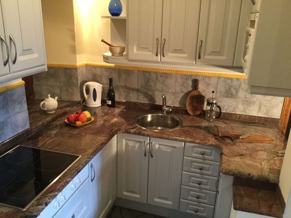 A standard well equipped kitchen at Olmares