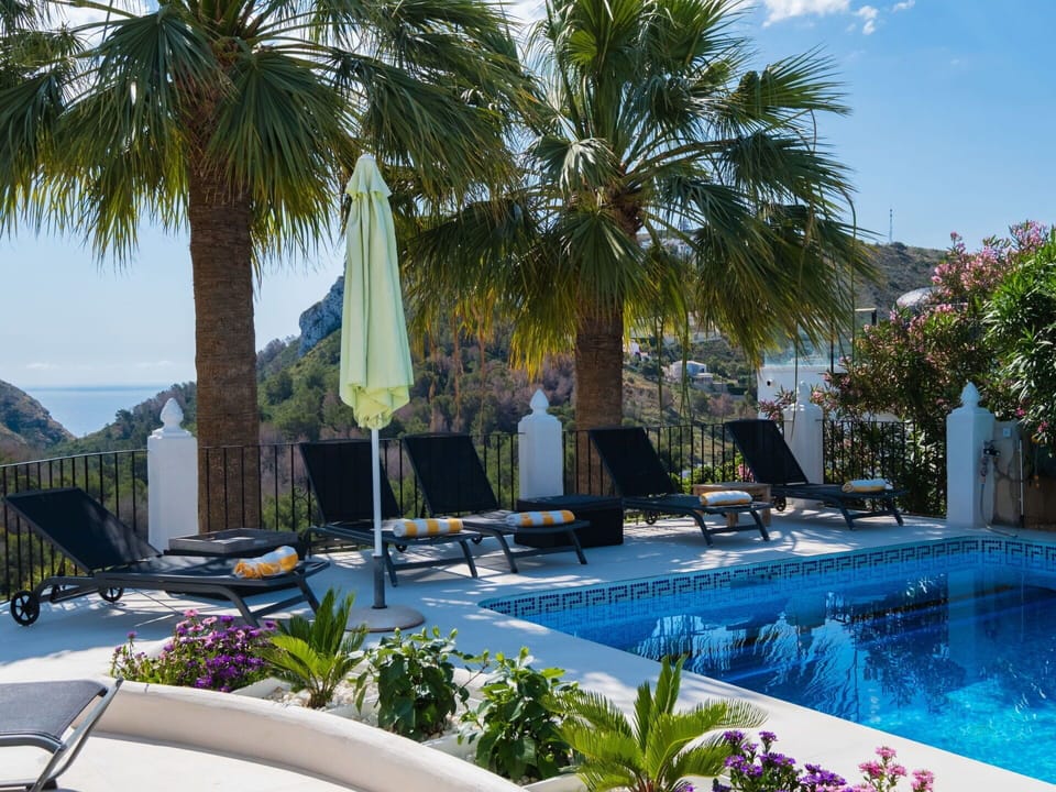 Swimming Pool, Resort, Outdoor Furniture, Furniture, Eco Hotel, Chair, Balcony, Shade, Flowerpot