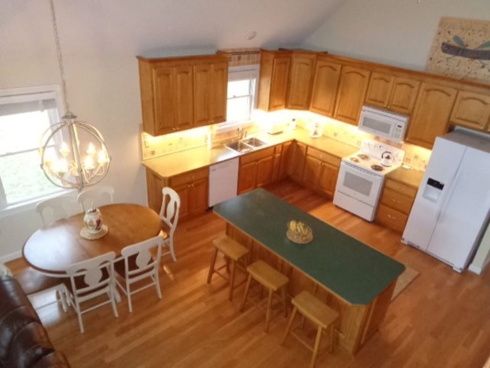 Kitchen and dining room