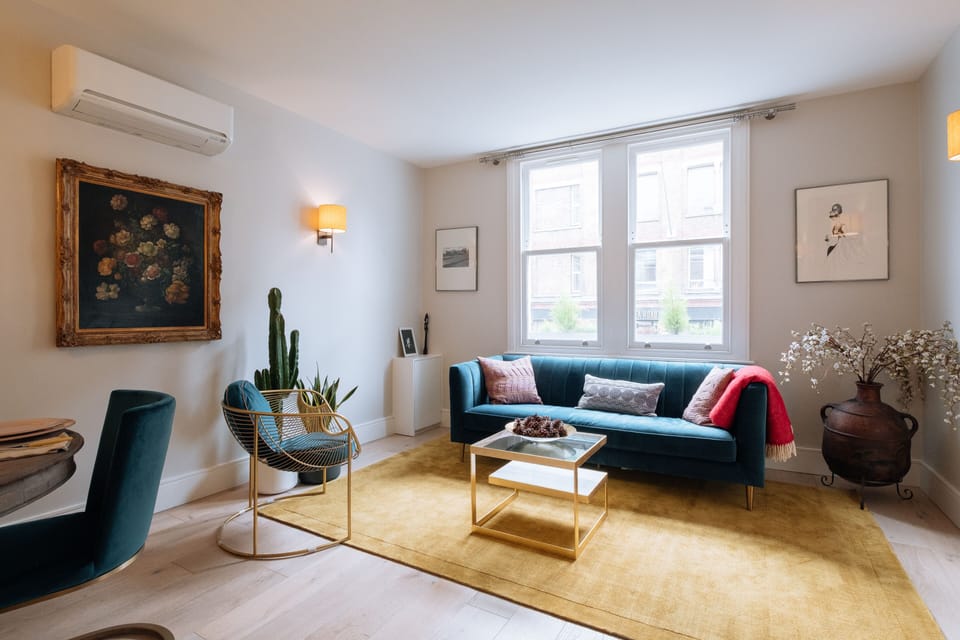 Dining/living area