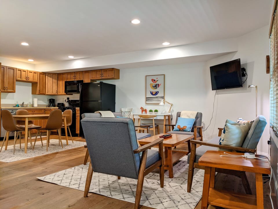 1st floor in-law apartment living room