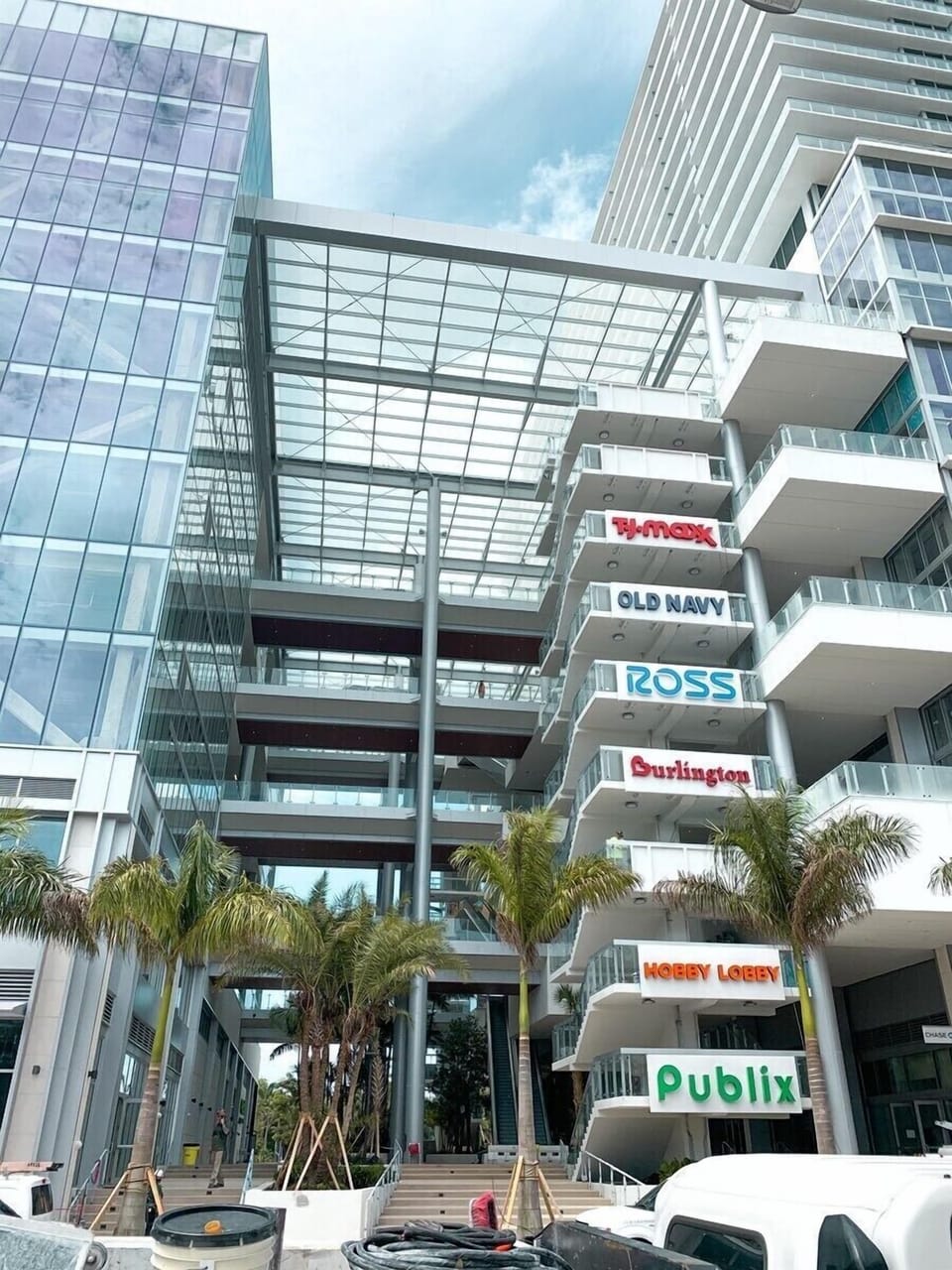 Publix Supermarket at River Landing.